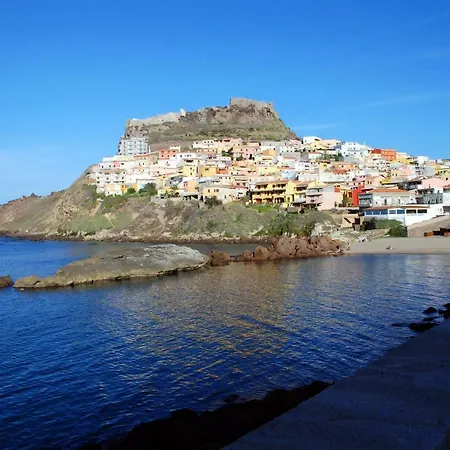Sardinia Re - Attico Baja Ostina كاستيلساردو