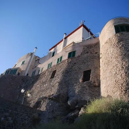 Sardinia Re - Attico Baja Ostina Ferienhaus *
