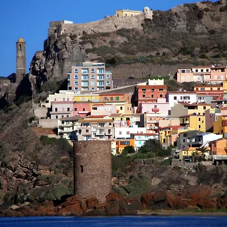 Sardinia Re - Attico Baja Ostina 卡斯特尔萨多
