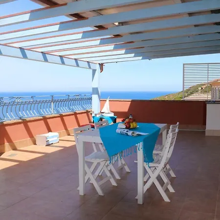 Ferienhaus Sardinia Re - Attico Baja Ostina *