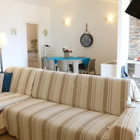 Sardinia Re - Attico Baja Ostina Ferienhaus