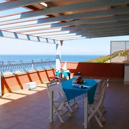 Sardinia Re - Attico Baja Ostina Hébergement de vacances