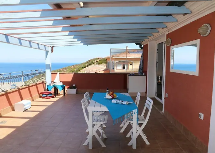 Sardinia Re - Attico Baja Ostina