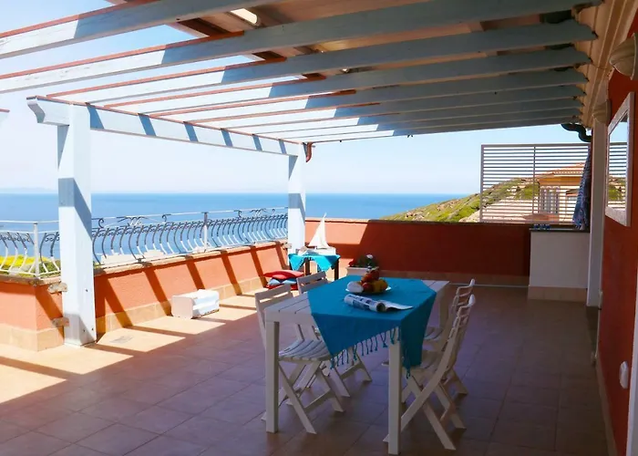 Sardinia Re - Attico Baja Ostina Ferienhaus